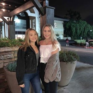 Meet your Posher, Bella